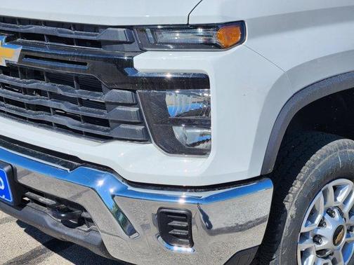 2025 Chevrolet Silverado 2500 WT
