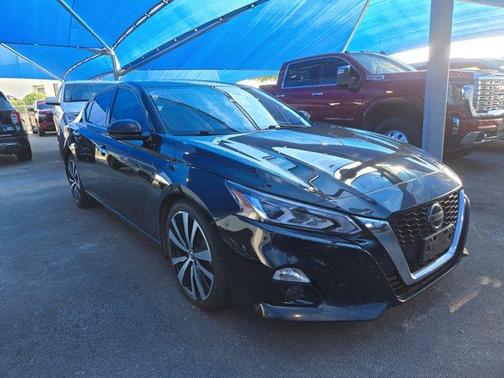2020 Nissan Altima 2.0 Platinum