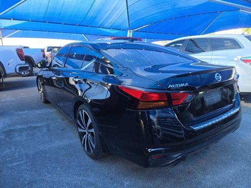 2020 Nissan Altima 2.0 Platinum