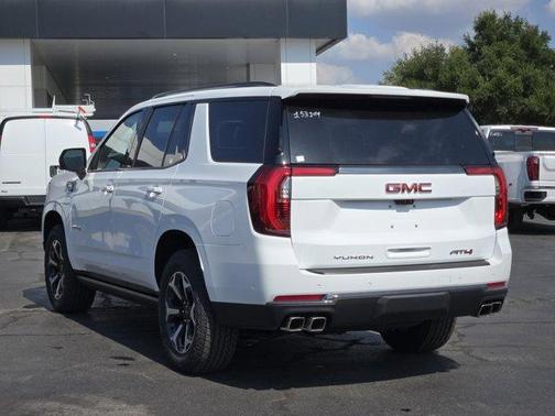 2025 GMC Yukon AT4
