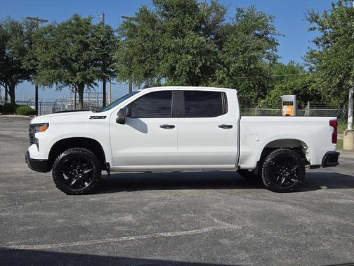 2023 Chevrolet Silverado 1500 Custom Trail Boss
