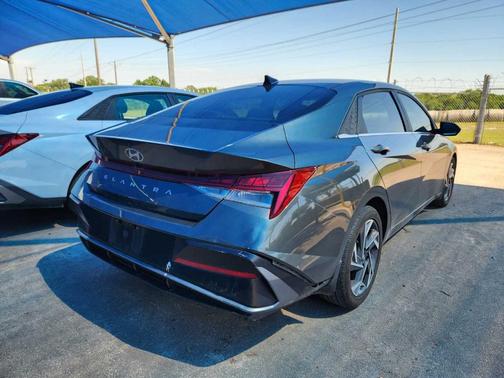 Amazon Gray 2024 Hyundai ELANTRA SEL
