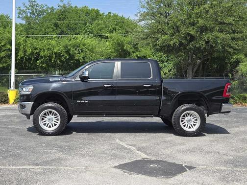 Diamond Black 2021 RAM 1500 Laramie