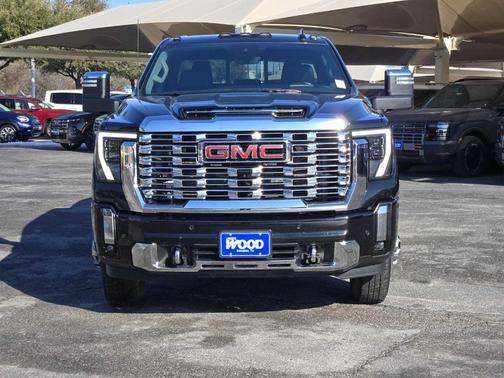 2025 GMC Sierra 3500 Denali