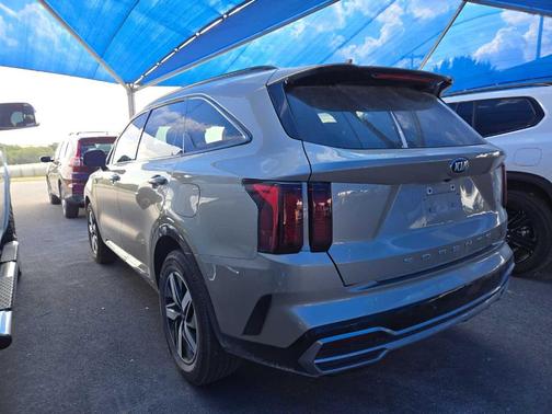 2021 Kia Sorento S
