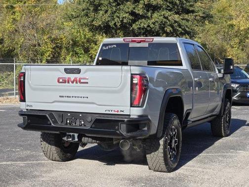 2025 GMC Sierra 2500 AT4X