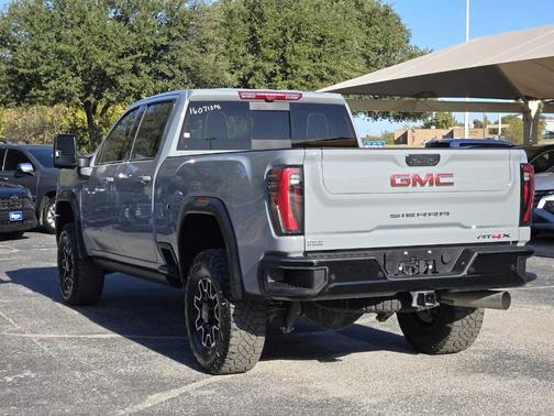 2025 GMC Sierra 2500 AT4X