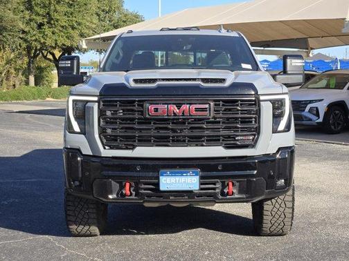 2025 GMC Sierra 2500 AT4X