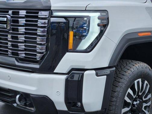 2025 GMC Sierra 2500 Denali Ultimate