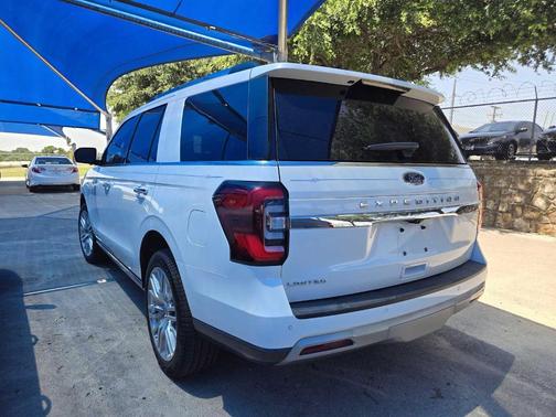 Star White 2024 Ford Expedition Limited