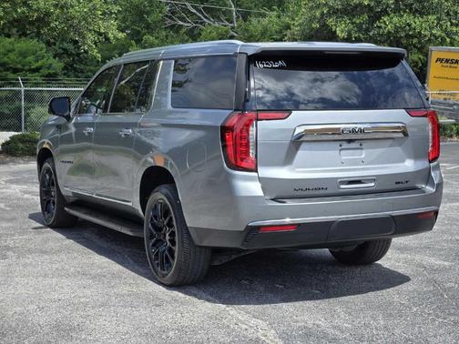 Sterling 2024 GMC Yukon XL SLT