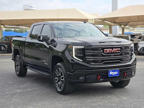 Onyx Black 2025 GMC Sierra 1500 AT4