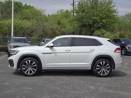 2023 Volkswagen Atlas Cross Sport 3.6L V6 SEL Premium R-Line