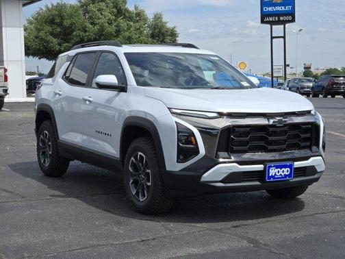 Polar White 2026 Chevrolet Equinox ACTIV