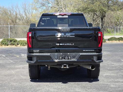 2024 GMC Sierra 2500 Denali Ultimate