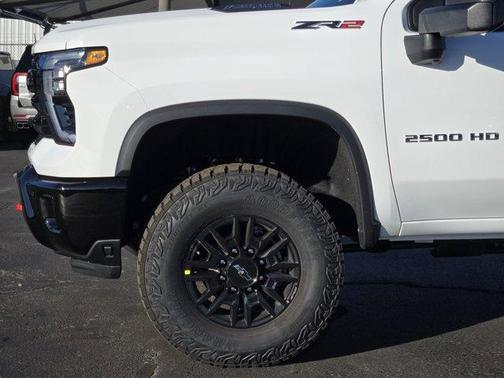 2026 Chevrolet Silverado 2500 ZR2