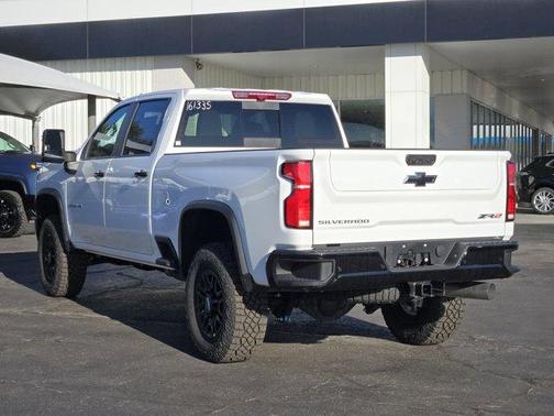 2026 Chevrolet Silverado 2500 ZR2