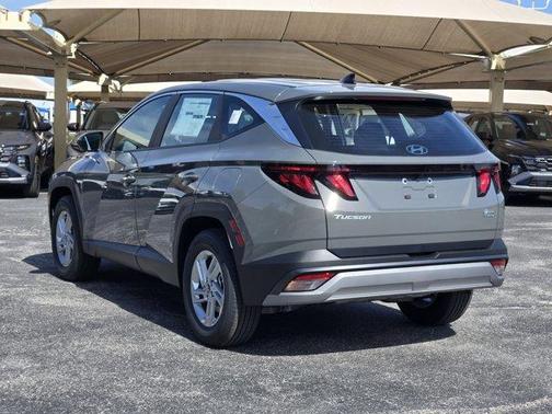 Hampton Gray 2026 Hyundai TUCSON SE