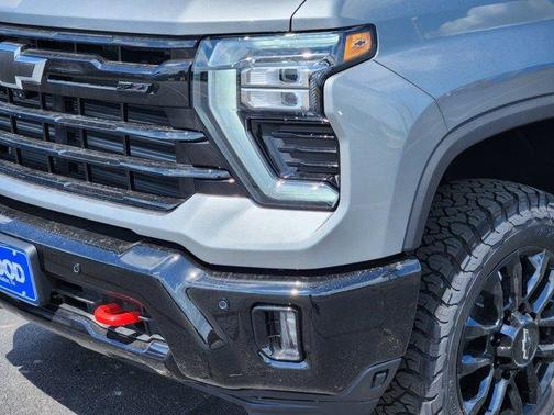 2025 Chevrolet Silverado 3500 LT
