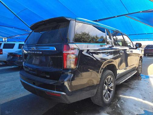 2021 Chevrolet Suburban LT