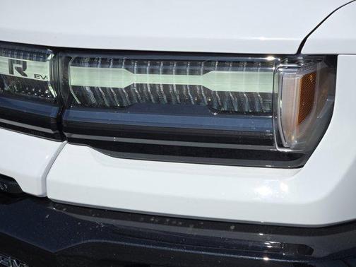 White 2026 GMC HUMMER EV Pickup 2X