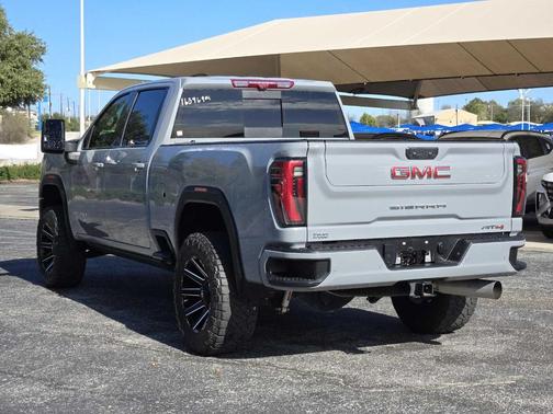 2024 GMC Sierra 3500 AT4