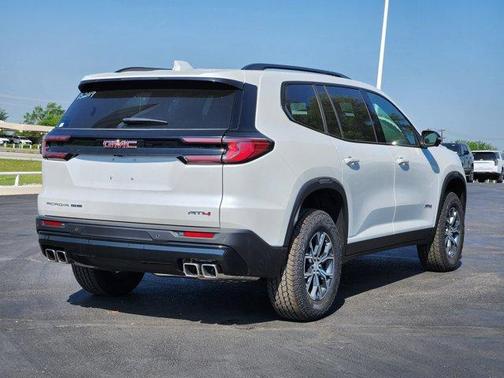 2025 GMC Acadia AT4