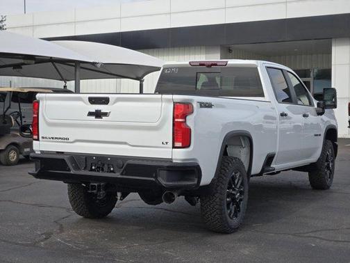 Summit White 2026 Chevrolet Silverado 3500 LT