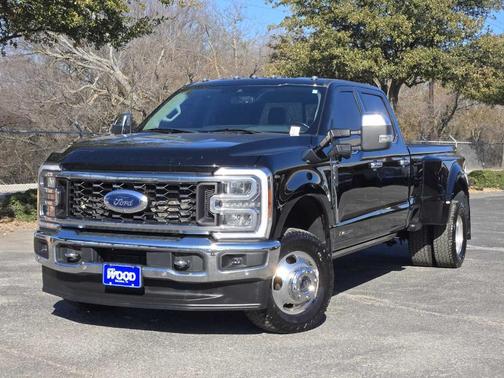 2023 Ford F-350 Lariat Super Duty