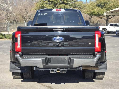2023 Ford F-350 Lariat Super Duty