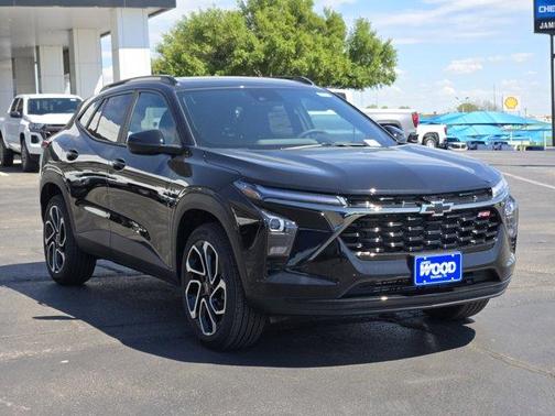 Mosaic Black Metallic 2026 Chevrolet Trax 2RS