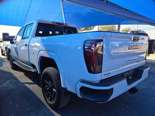 2025 GMC Sierra 2500 AT4