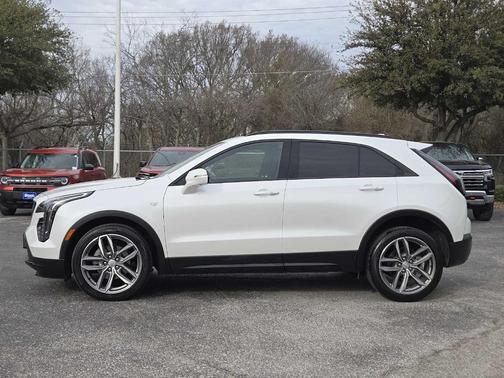 2023 Cadillac XT4 Sport