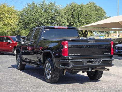 2024 Chevrolet Silverado 2500 Custom