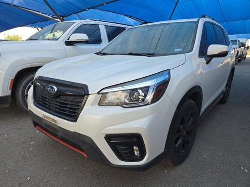 Crystal White Pearl 2020 Subaru Forester Sport