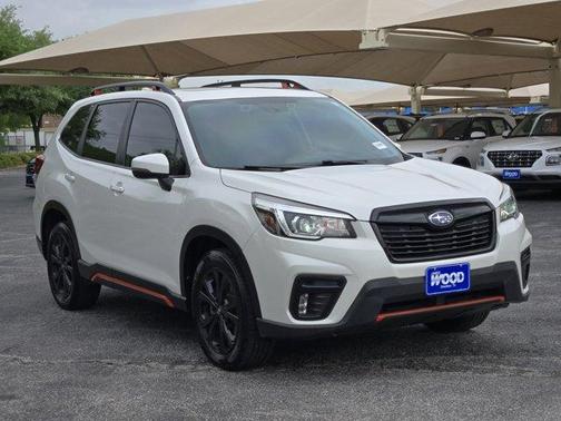 Crystal White Pearl 2020 Subaru Forester Sport
