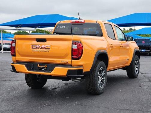 2025 GMC Canyon AT4