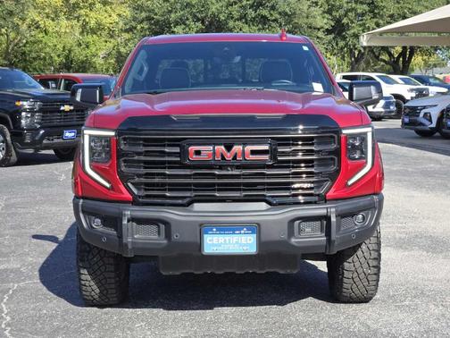 2024 GMC Sierra 1500 AT4X