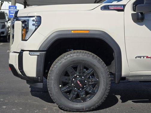 2026 GMC Sierra 2500 AT4