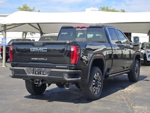 2025 GMC Sierra 2500 Denali Ultimate
