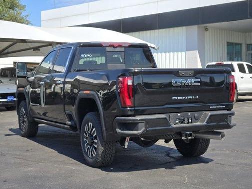 2025 GMC Sierra 2500 Denali Ultimate