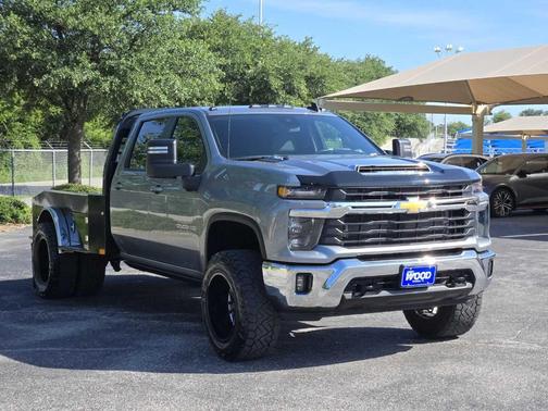 2024 Chevrolet Silverado 3500 LT