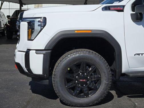 2026 GMC Sierra 2500 AT4