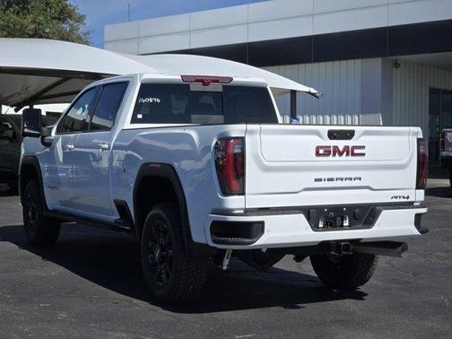 2026 GMC Sierra 2500 AT4