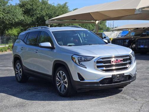 Quicksilver Metallic 2019 GMC Terrain SLT
