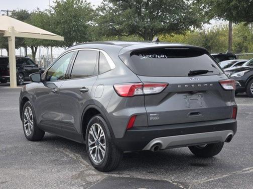 2022 Ford Escape SEL