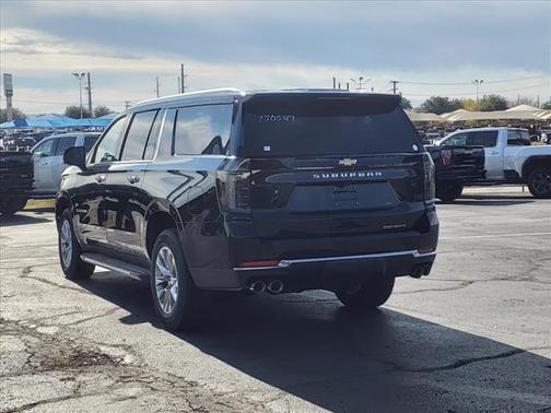 2025 Chevrolet Suburban Premier
