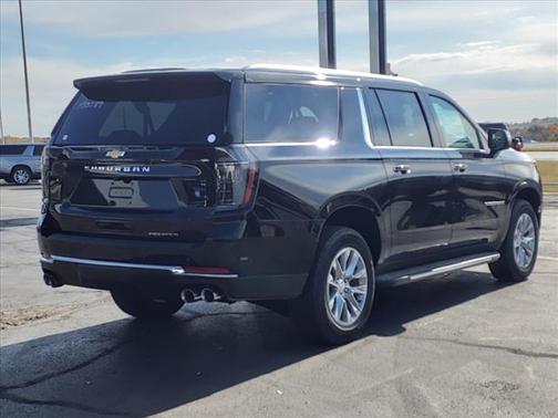 2025 Chevrolet Suburban Premier
