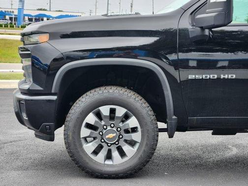 2025 Chevrolet Silverado 2500 Custom