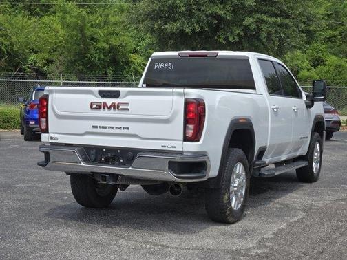 2023 GMC Sierra 2500 SLE